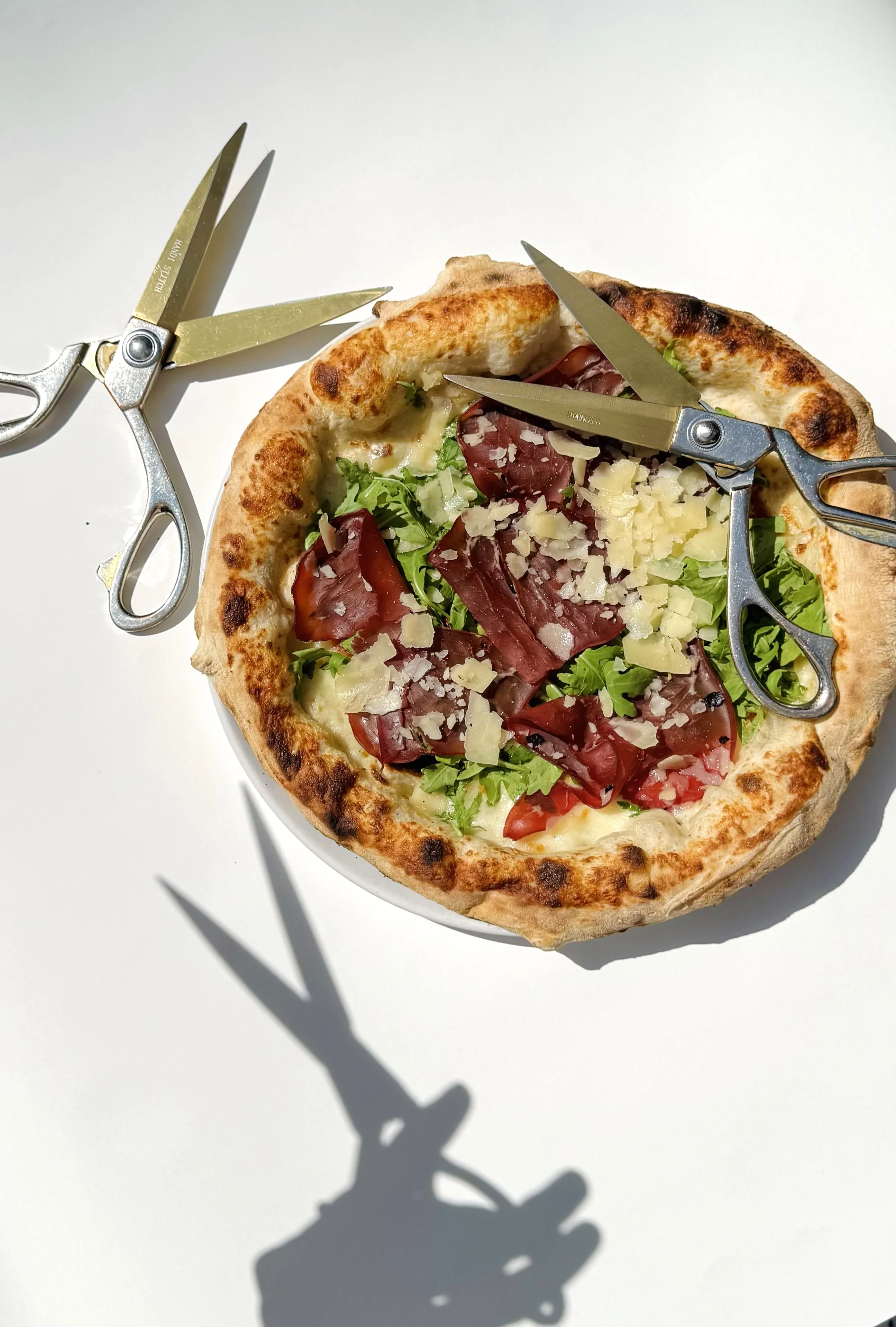 storyPage.galleryImageAlt