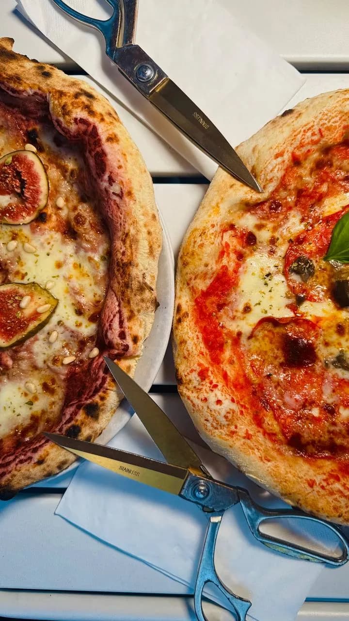 storyPage.galleryImageAlt